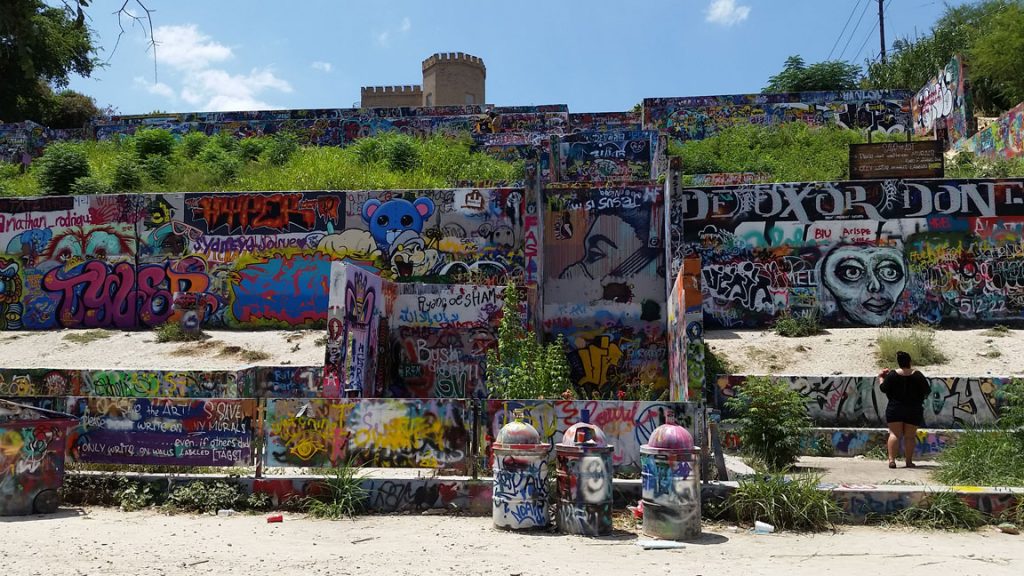 Texas Graffiti Park: An abandoned building becomes a tourist site